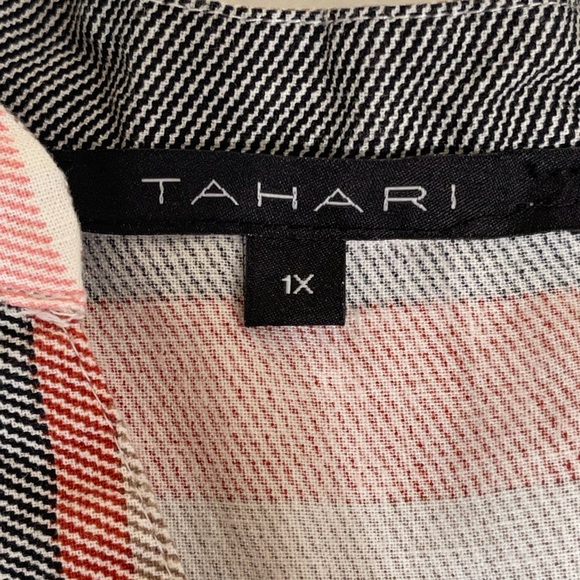 TAHARI Linen Rayon Blend Striped Blouse Short Sleeves Top Size 1X - Picture 5 of 8